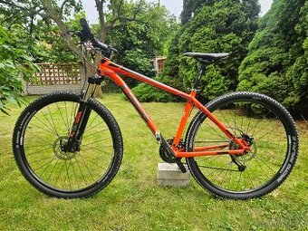 Trek X-Caliber 7 (model 2020)