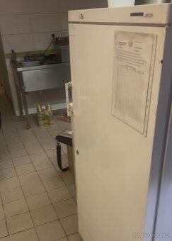 Lednice Liebherr profi line 151x75x66 cm II