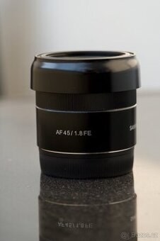 Samyang AF 45mm f/1.8 (Sony E bajonet)