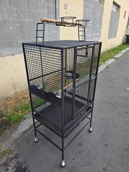 starší Voliera / klec pro papoušky