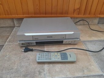 Videorekordér Toshiba V633EW