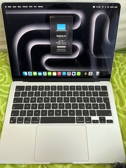 MacBook Air M3 2023