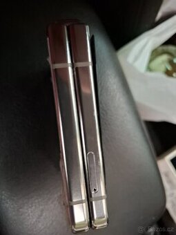 Samsung galaxy z flip 5