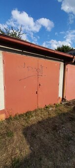 Pronajmu garáž blízko bazénu E. Rošického