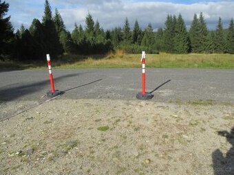 parkovací-vymezovací masivní stojany 6 ks
