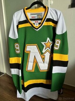 Mike Modano 9 Minnesota North Stars
