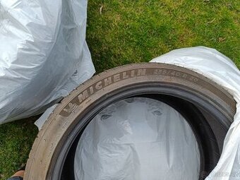 Letní pneu Michelin PILOT SPORT EV 255/40 R20 101W