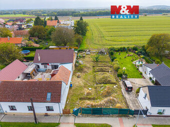 Prodej pozemku k bydlení, 707 m², Stratov