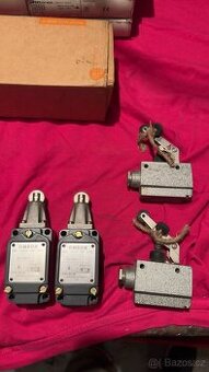 Koncové spínače omron