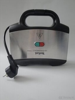 Toustovač, sendvičovač Tefal