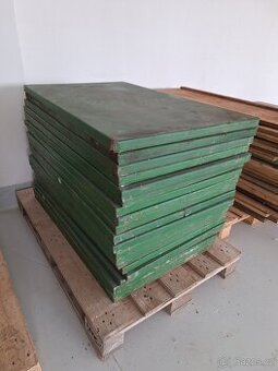 Kovové vyztužené police do regálu