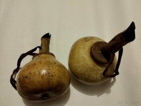 Jakijské marakas, rumbakoule, Sonajas de venado tribu Yaqui