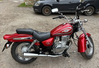 Suzuki Marauder 250
