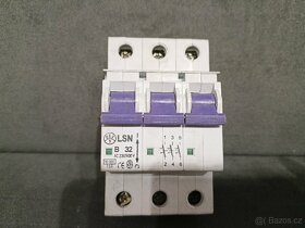 Jističe + zásuvky 380V