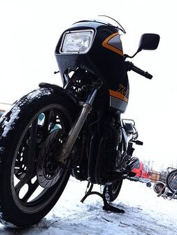 Yamaha XJ 600