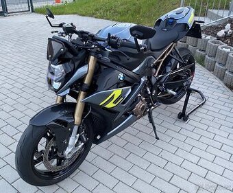 BMW S1000R