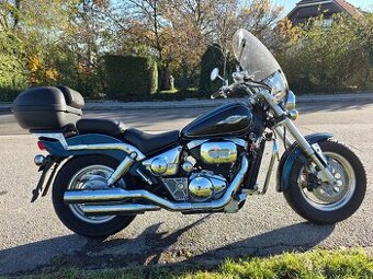 Suzuki VZ 800 Marauder 1 majitel