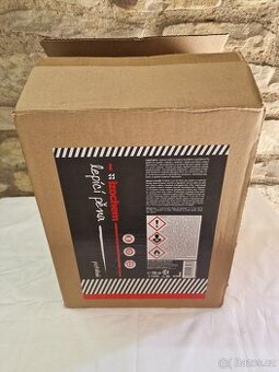 Izochem Lepící pena pistolova 750ml.