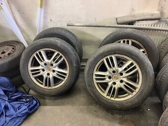 Porsche Cayenne Alu kola R18