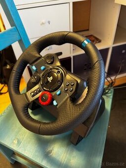 Volant Logitech G29 Driving Force + pedály a řadička
