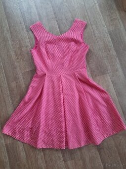 Šaty, slavnostní na párty