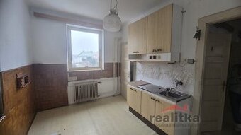 Prodej bytu 4+1, 93m2, se zahradou, Opava, ul. Dostojevského