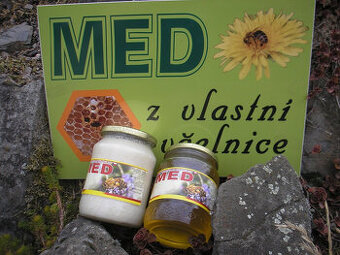 Včelí med od včelaře, pastový, květový