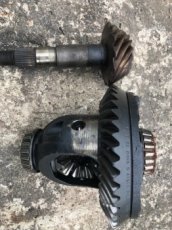 Jeep Wrangler TJ - Zadní diferenciál - komplet s hruškou