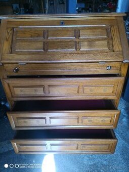 Prodám starožitnou komodu