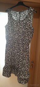 Letní šaty s potiskem drobných kvítků vel.XL