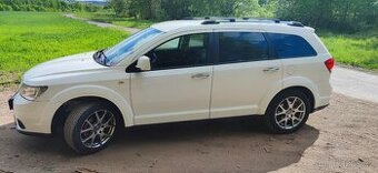 Fiat Freemont 2.0 TDI, 125 kW - Prostorné a bezpečné MPV/SUV