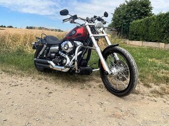 Harley Davidson Dyna Wide Glide FXDWG, původ ČR, r. 2012