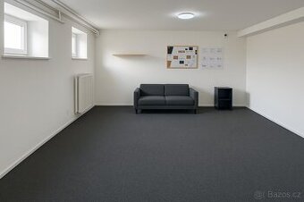 Pronájem kancláře, skladu v přízemí, 35 m2, Frýdek-Místek