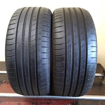 Goodyear Efficient Grip 225/55 R16 95W 3,5-4,5mm