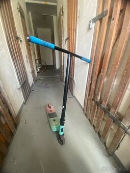 Custom Freestyle koloběžka