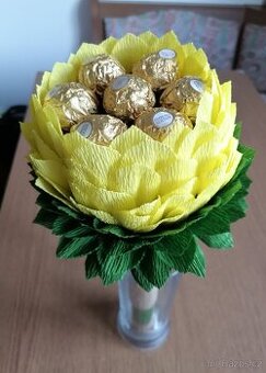 Dárková květina s bonbóny - 1