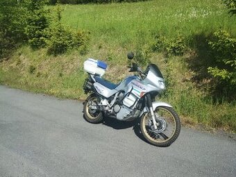 Prodám Honda xl 600 V r.v.99, nová stk