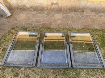 REZERVOVÁNO Kyvné střešní okno VELUX GGL 3059 M06 - 78x118