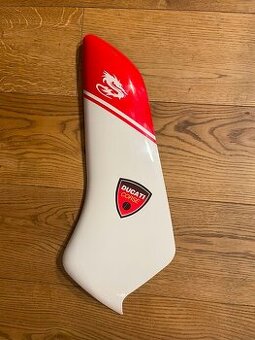 levá boční kapota Ducati 749 999