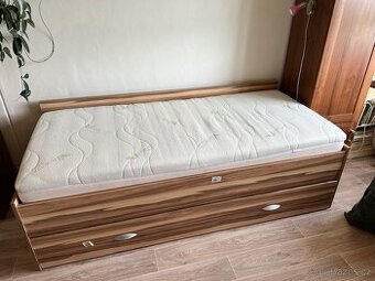 Daruji postel