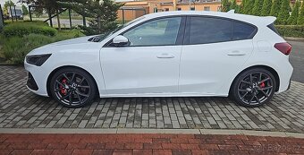 Ford Focus MK 4.5