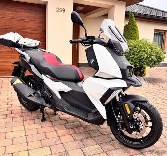 BMW C400X