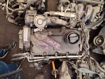 Prodám motor Volkswagen Golf 1,9 NM č. 22872 - 1