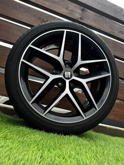 Alu kola 5x112 r18 s letnim pneu (st18)