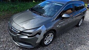 Opel Astra, 1.6 CDTI 136hk sports tourer. Poškozené