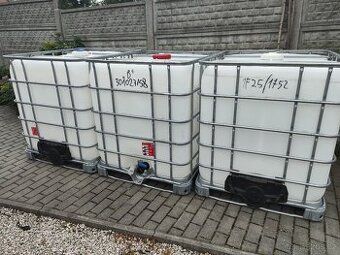 IBC nádrž na vodu 1000 L
