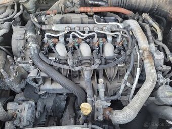 /// Motor Citroen 2.2 HDI 4HN 115kw ///