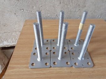 Patka pilíře, sloupku, M16