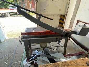 Prodáme vybavení klempířské dílny