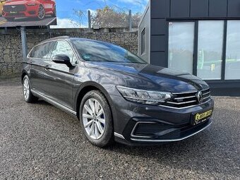 Volkswagen Passat GTE 2021